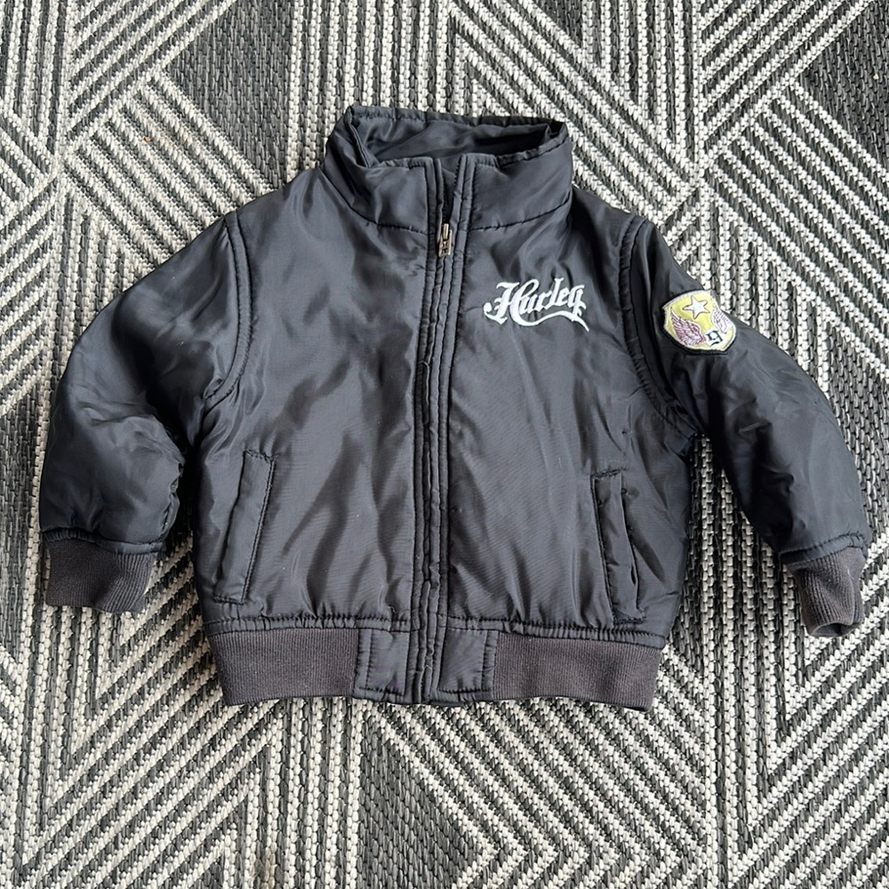 Hurley Size 24M Black Puffer Jacket with Stand-Up Collar and Ribbed Cuffs